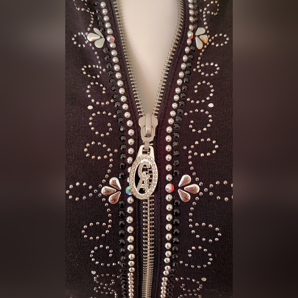 💎𝖲𝗐𝖺𝗋𝗈𝗏𝗌𝗄𝗂 𝖢𝗋𝗒𝗌𝗍𝖺𝗅 𝖤𝗆𝖻𝖾𝗅𝗅𝗂𝗌𝗁𝖾𝖽 𝖩𝖺𝖼𝗄𝖾𝗍 - Picture 6 of 12